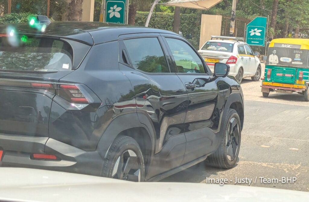 maruti-evitara-electric-suv-spied-black-4-1500x981 Maruti eVitara Electric SUV Spied in Gloss Black – Undisguised On Road"